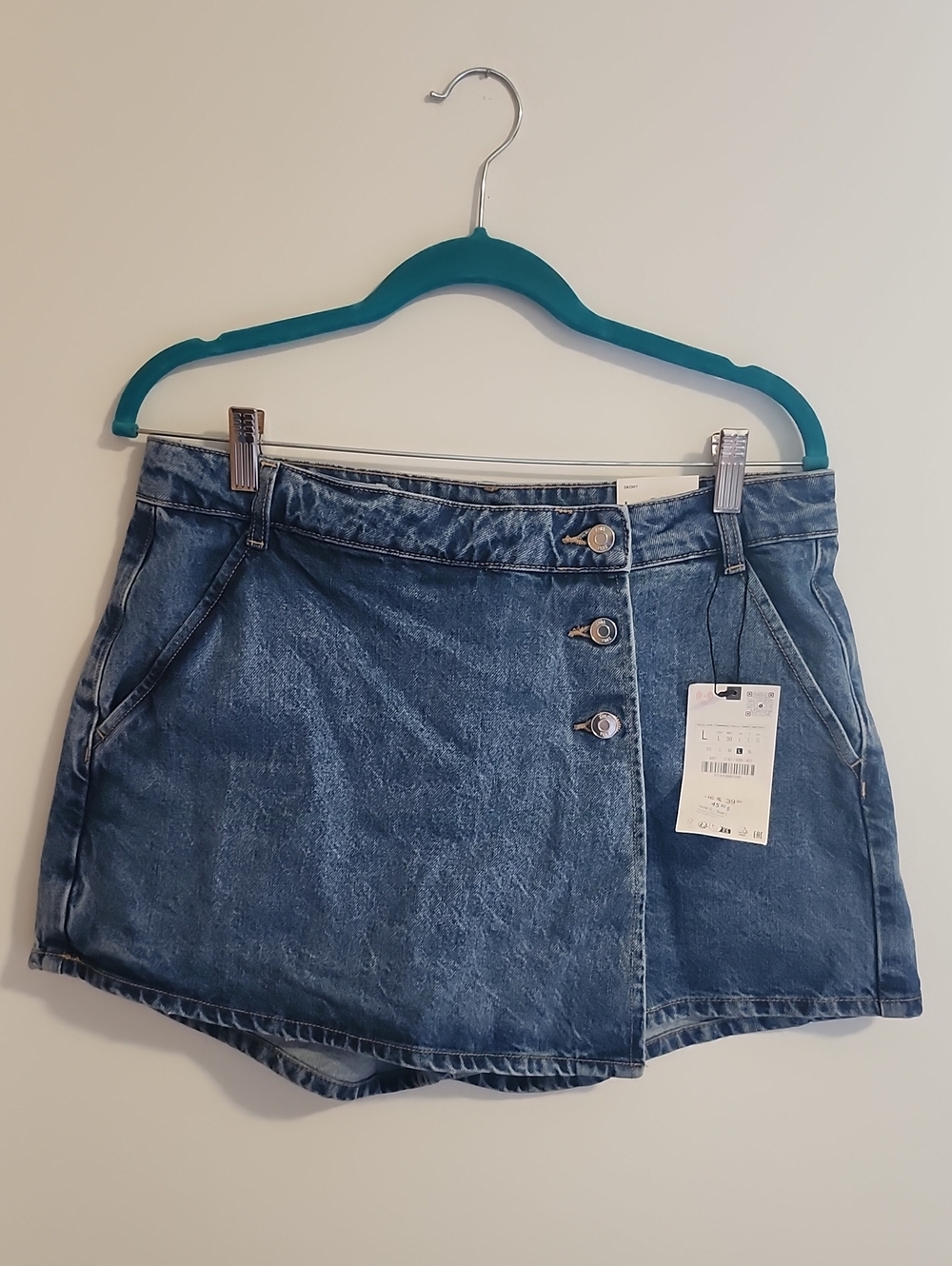 Zara Medium Blue Denim Button-Front Skort